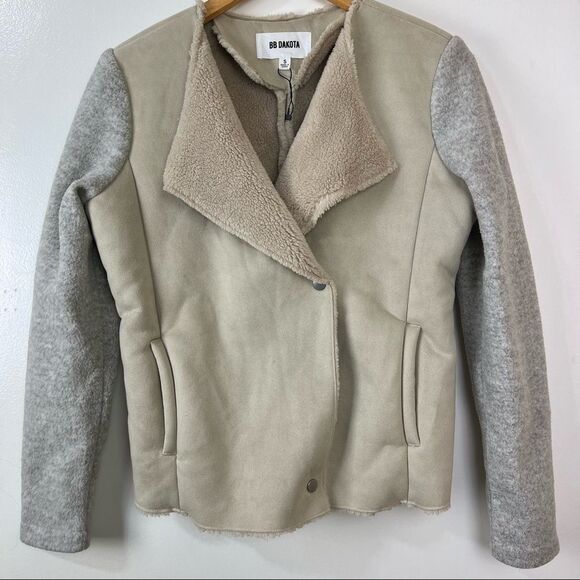 BB Dakota by Steve Madden - Women's Glenna Mixed Media Jacket - Picture 5 of 11